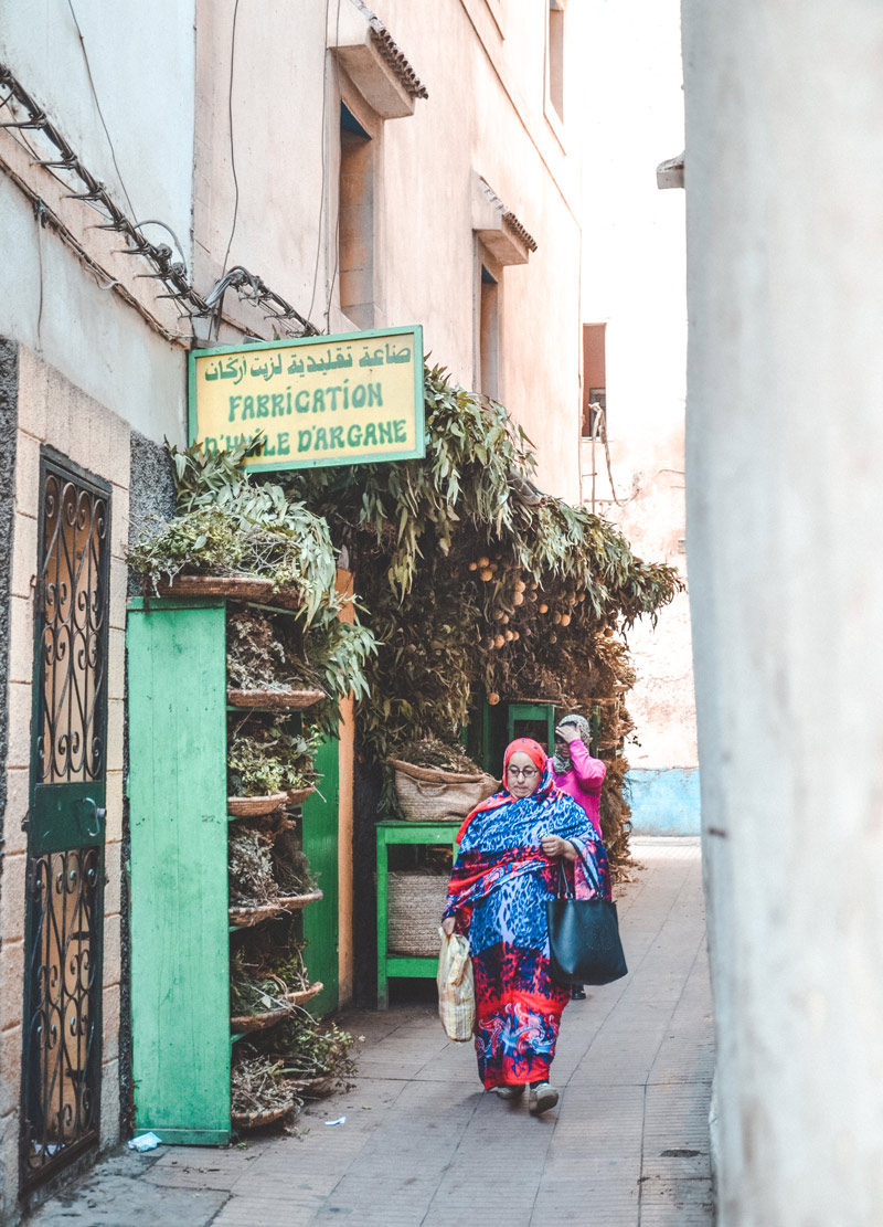 moroccan women in essaouira