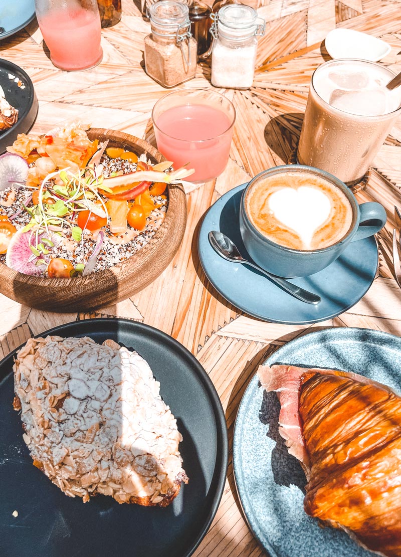 brunch in tulum beach