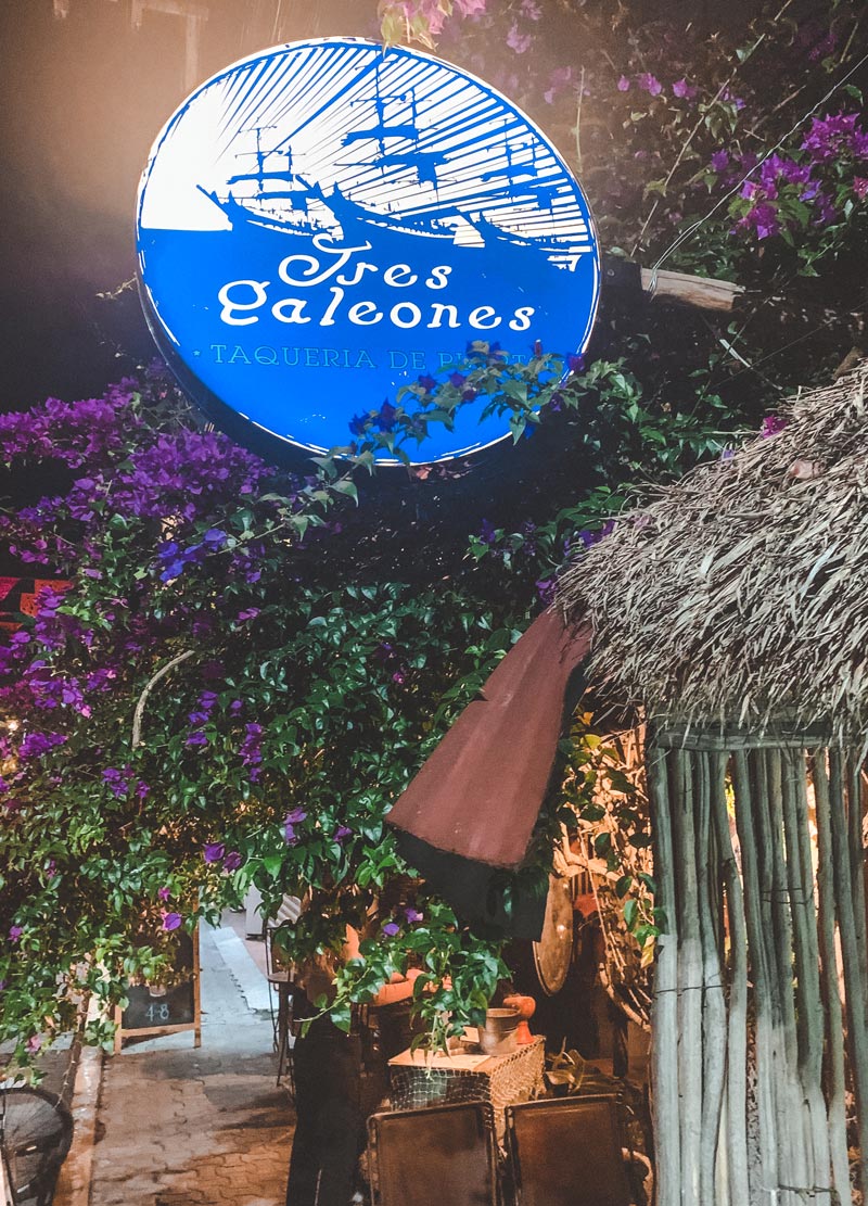 tres galeones fish restaurant tulum