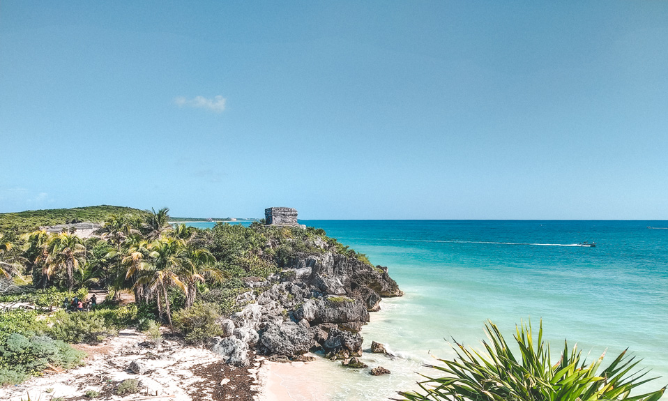 tulum archaeological park ruins