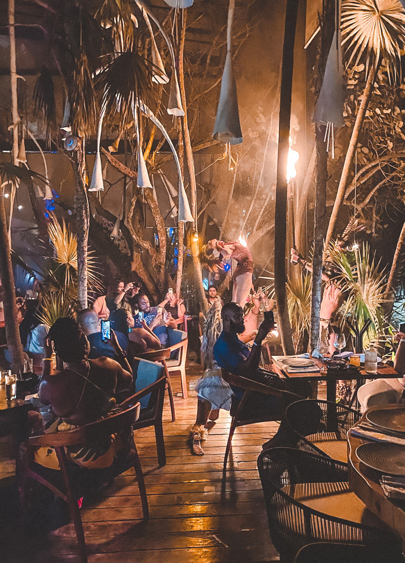 tulum night shows supper clubs