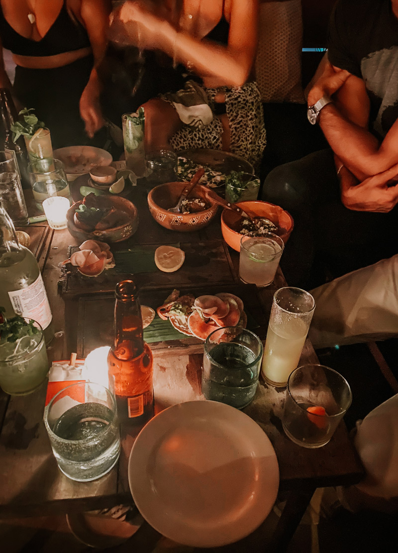 tulum book table dinner nye